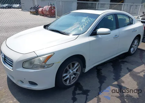2013 Nissan Maxima 3.5 S z USA, uszkodzony, nr VIN 1N4AA5AP3DC822747